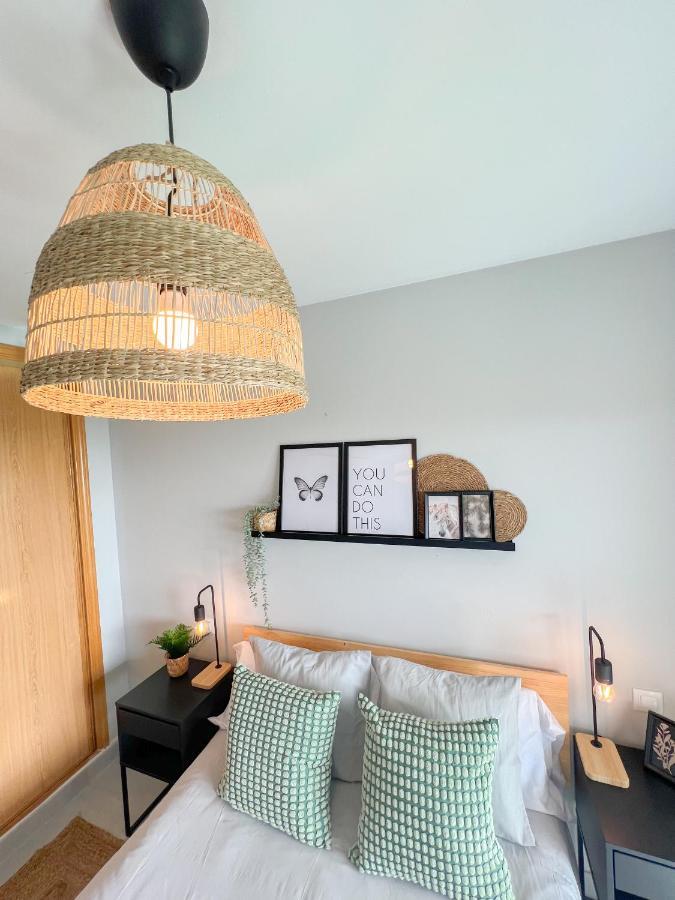 Appartamento Cozy With Large Terrace