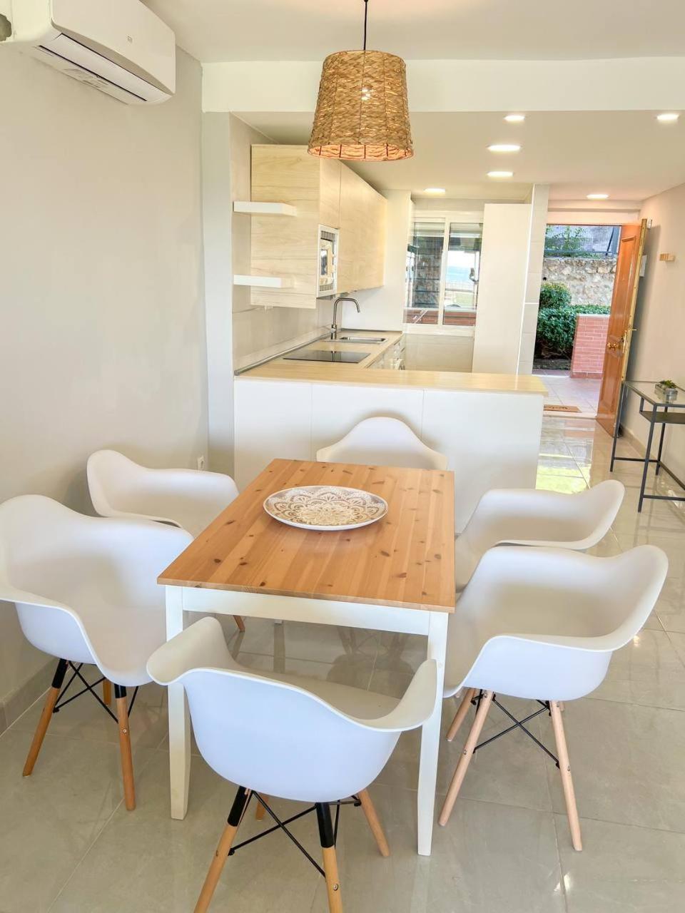 Appartamento Cozy With Large Terrace
